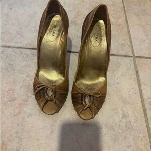 Prada distressed dress shoes heels open toe sandals baby doll pumps colorblock